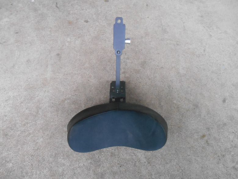  Small Crescent Head Rest